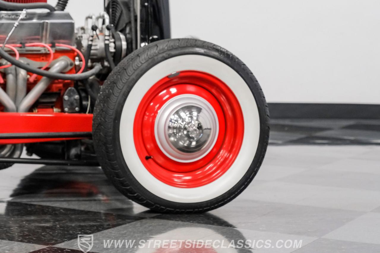 1932 Ford 3-Window Coupe