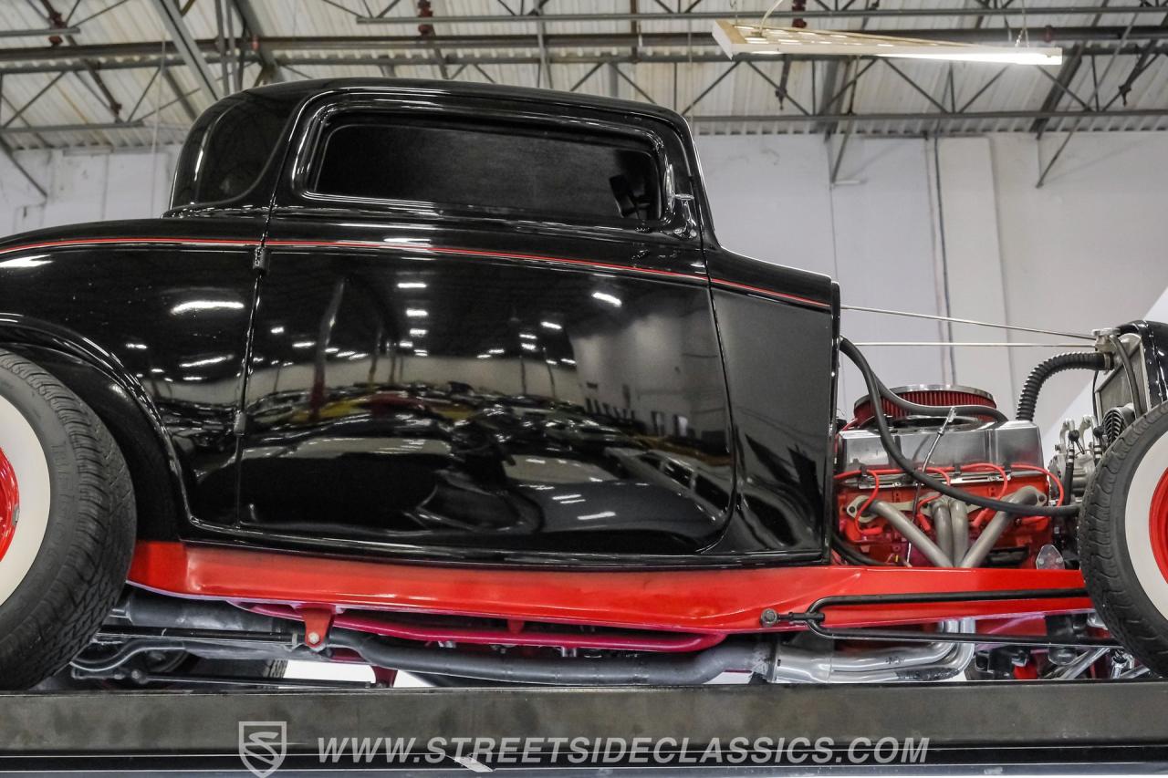 1932 Ford 3-Window Coupe