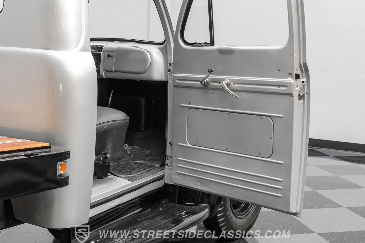 1950 Ford F-3 Flatbed