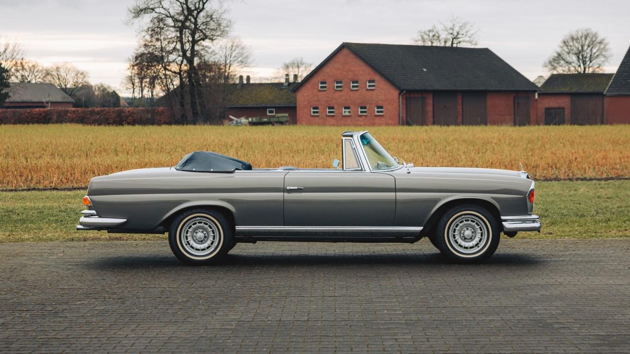 1967 Mercedes - Benz 250 SE Cabriolet