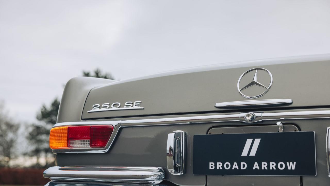 1967 Mercedes - Benz 250 SE Cabriolet