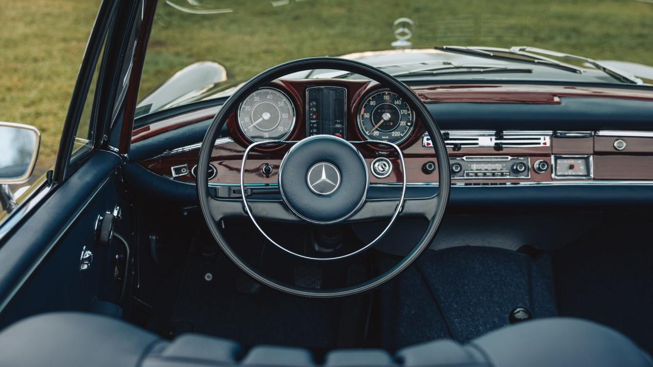 1967 Mercedes - Benz 250 SE Cabriolet