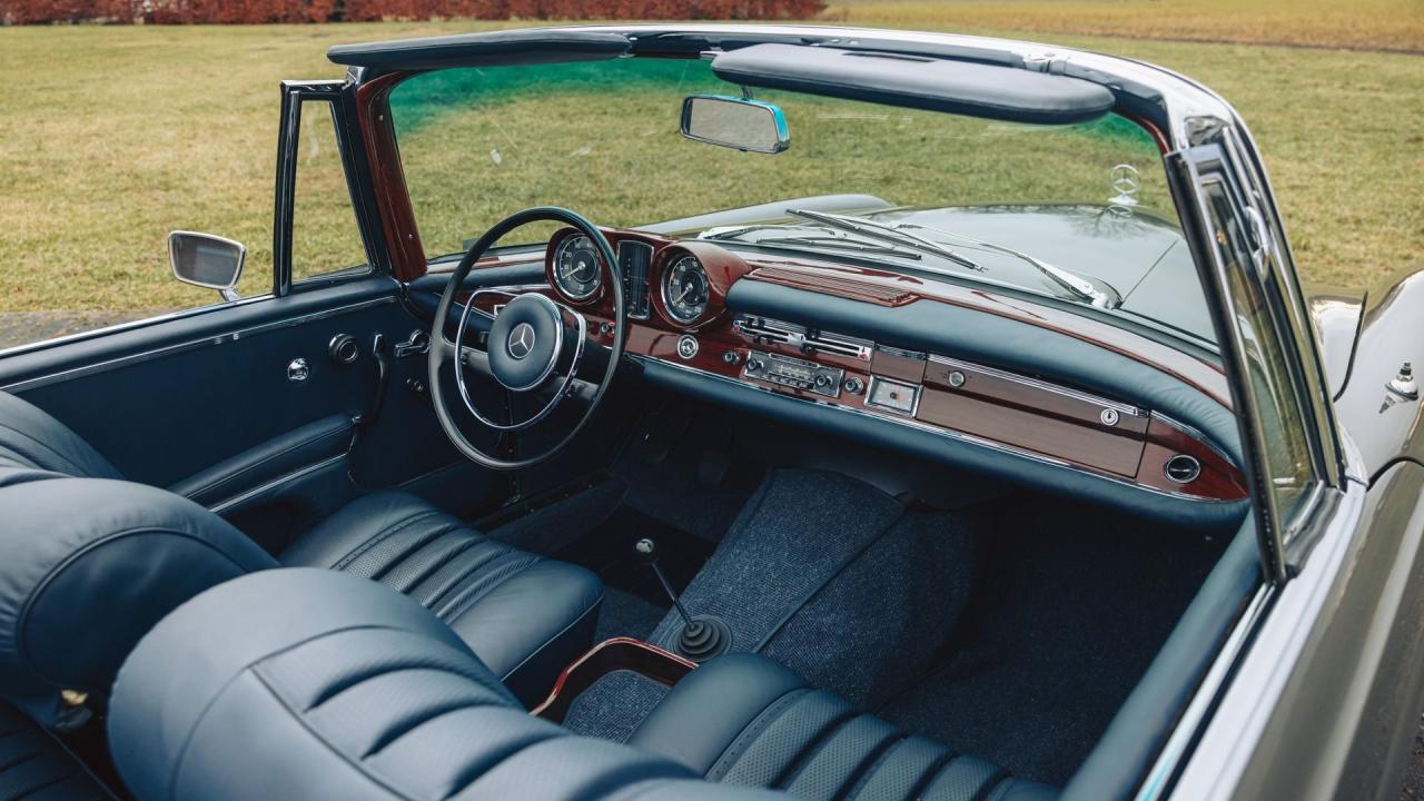 1967 Mercedes - Benz 250 SE Cabriolet