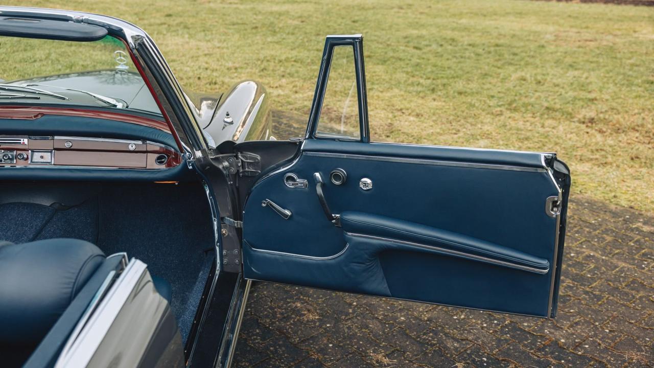 1967 Mercedes - Benz 250 SE Cabriolet