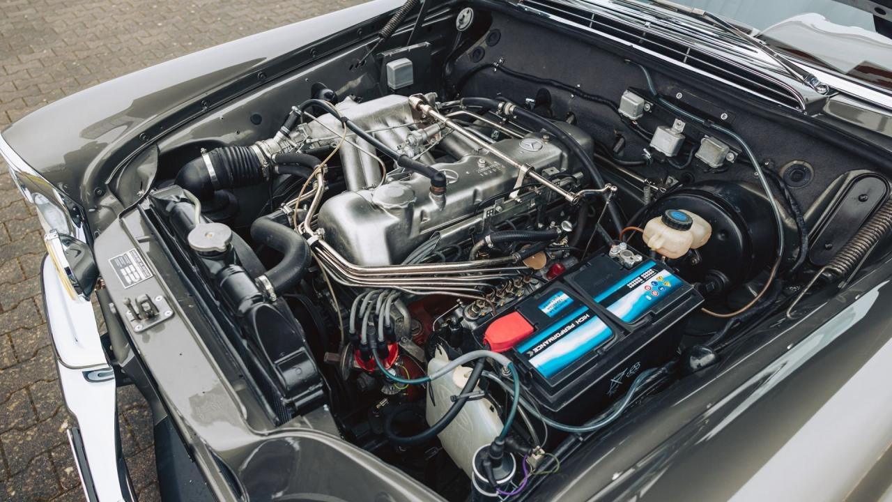 1967 Mercedes - Benz 250 SE Cabriolet