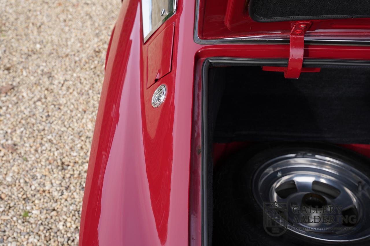 1969 AC 428 Frua Fastbk Coup&eacute; &ldquo;Manual gearbox&rdquo;