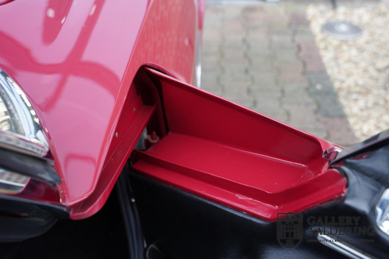 1969 AC 428 Frua Fastbk Coup&eacute; &ldquo;Manual gearbox&rdquo;