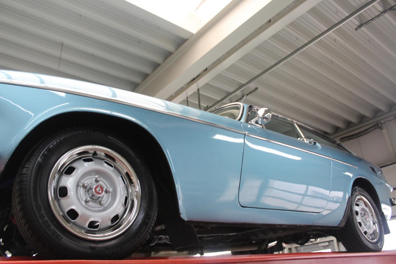 1972 Volvo P1800 ES Overdrive