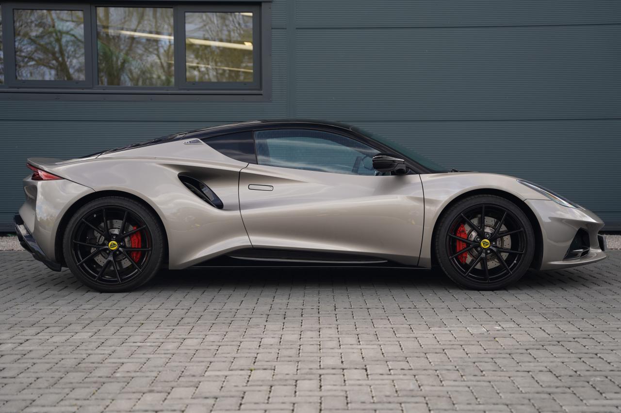 2023 Lotus Emira