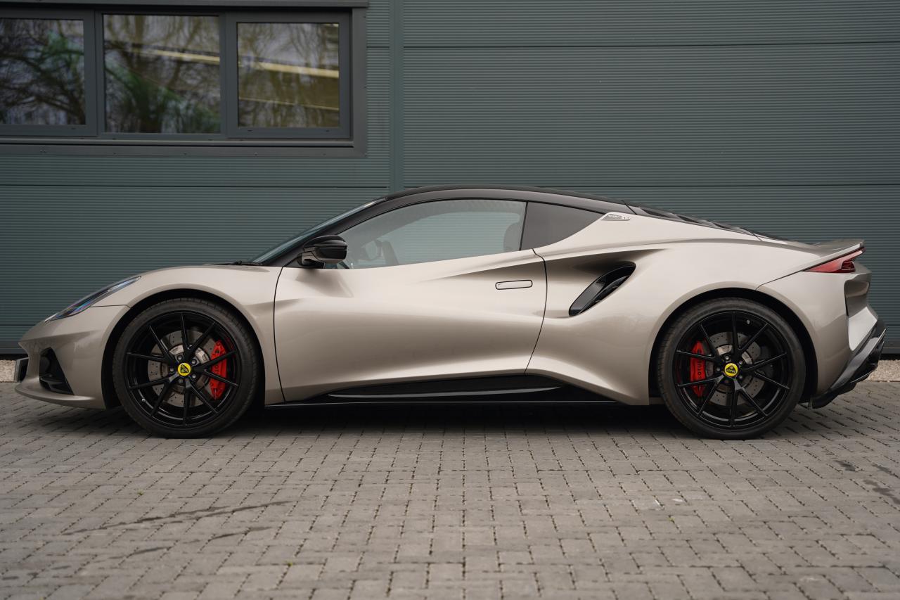 2023 Lotus Emira