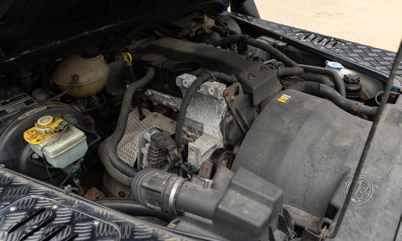 2010 Land Rover Defender 90 Pick-up