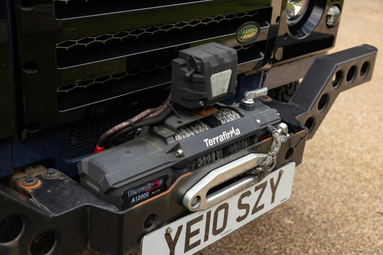 2010 Land Rover Defender 90 Pick-up