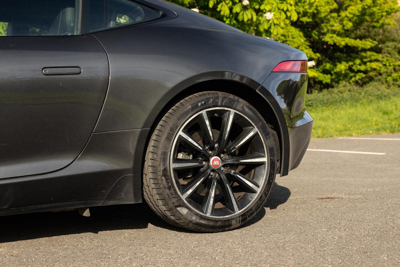 2016 Jaguar F-Type 3.0 Coup&eacute;