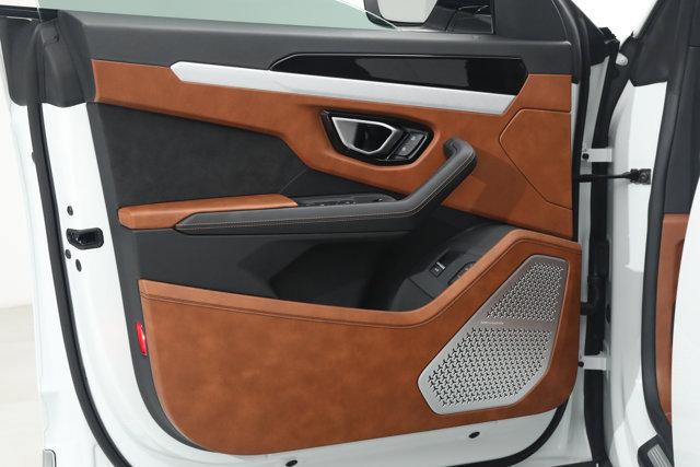 2020 Lamborghini Urus