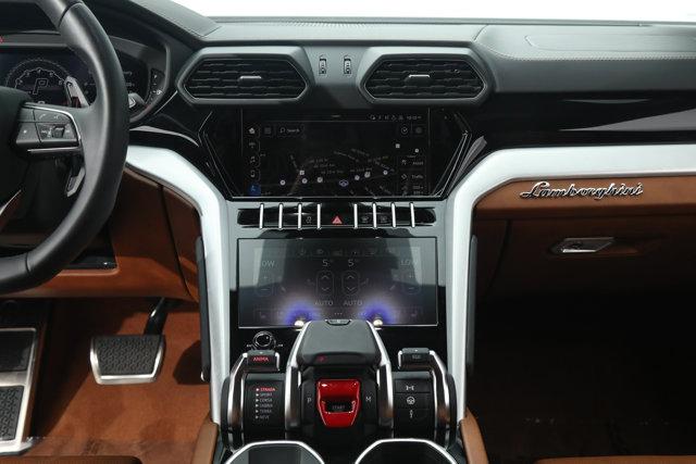 2020 Lamborghini Urus