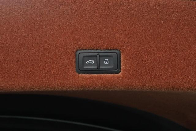 2020 Lamborghini Urus