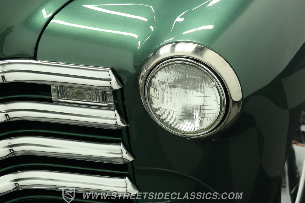 1952 Chevrolet 3100 5 Window Restomod
