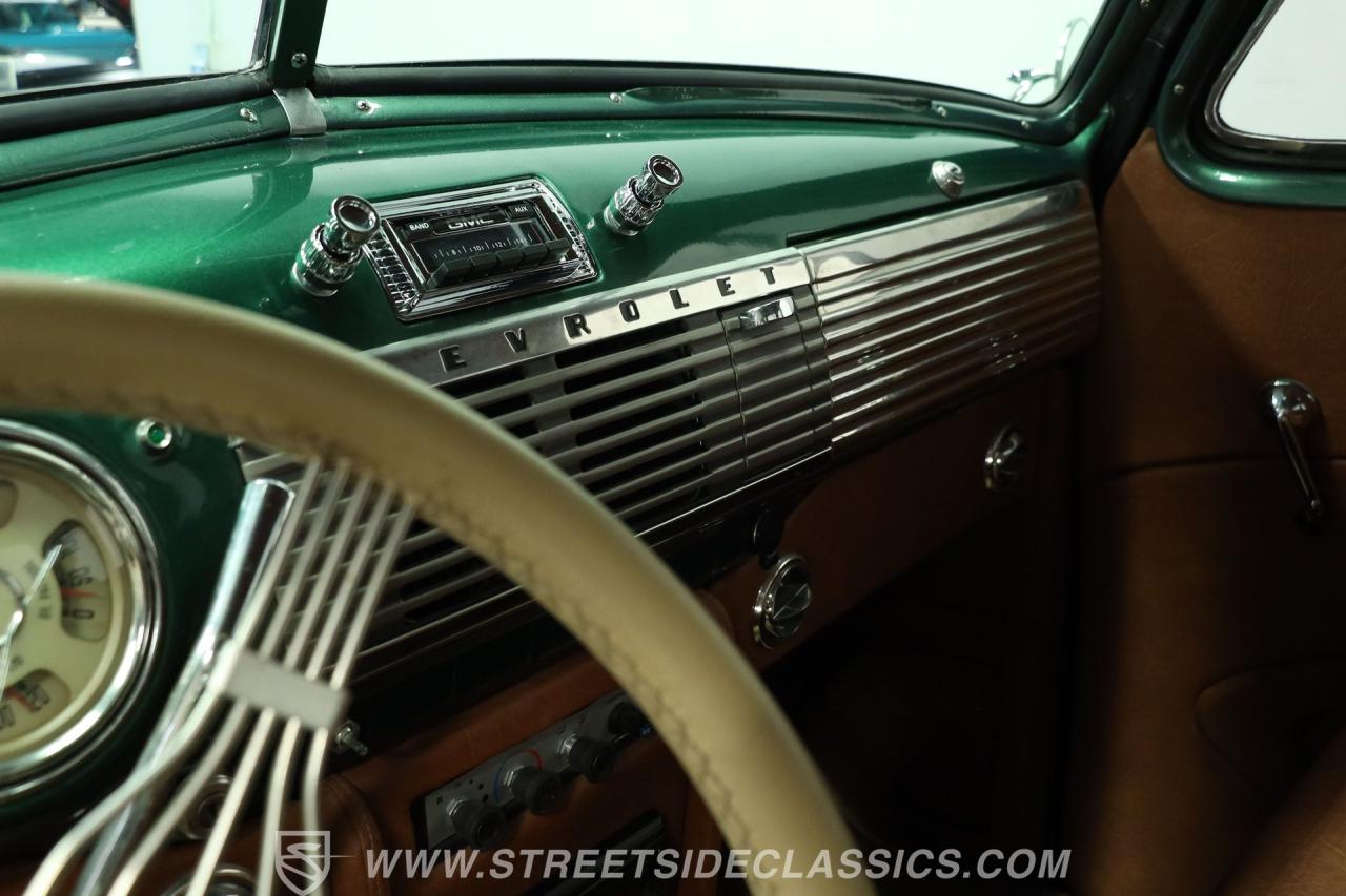 1952 Chevrolet 3100 5 Window Restomod