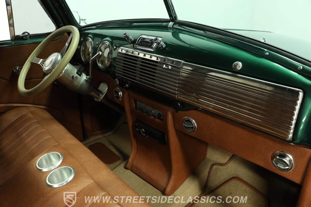 1952 Chevrolet 3100 5 Window Restomod