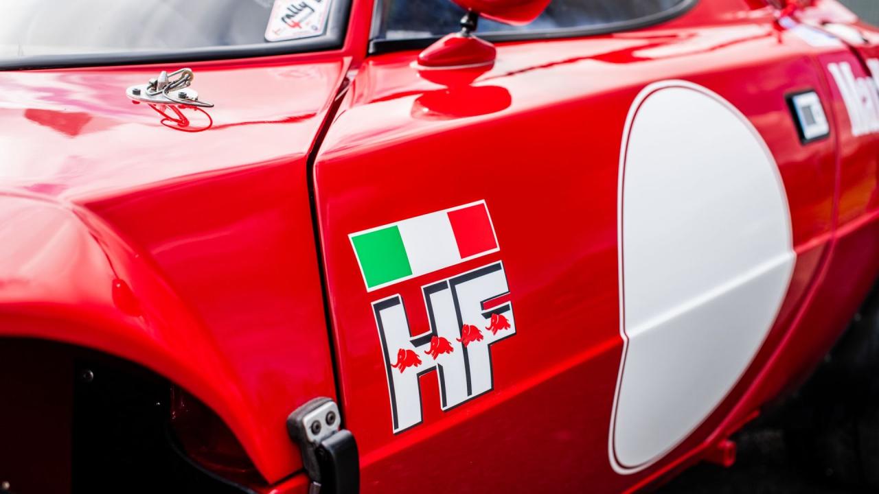 1975 Lancia Stratos HF Stradale Group 4 Specification