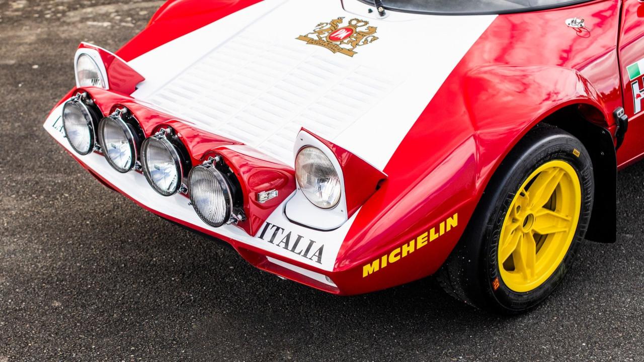1975 Lancia Stratos HF Stradale Group 4 Specification