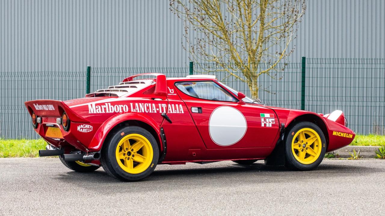 1975 Lancia Stratos HF Stradale Group 4 Specification