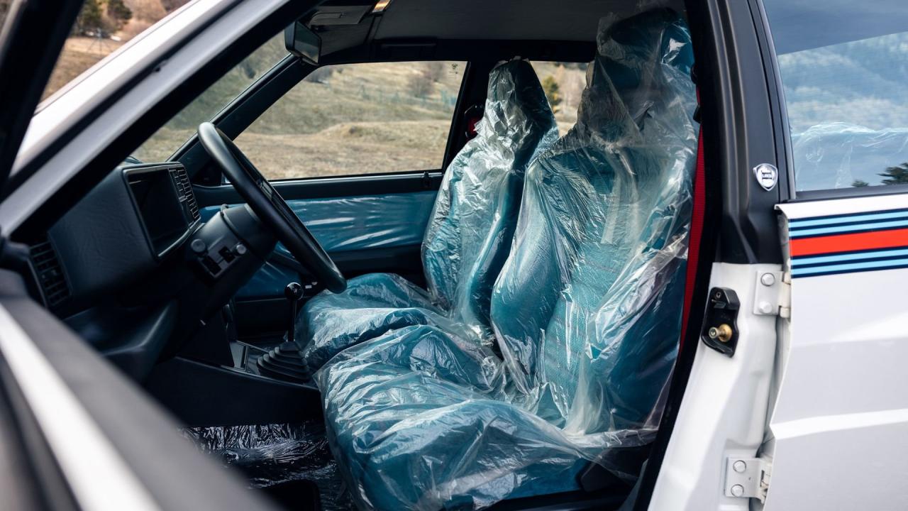 1992 Lancia Delta HF Integrale Evoluzione "Martini 6"