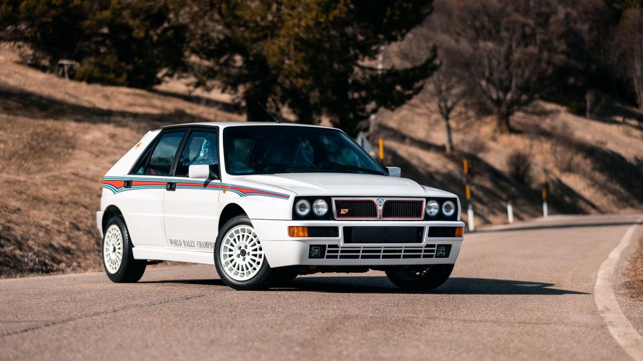 1992 Lancia Delta HF Integrale Evoluzione "Martini 6"