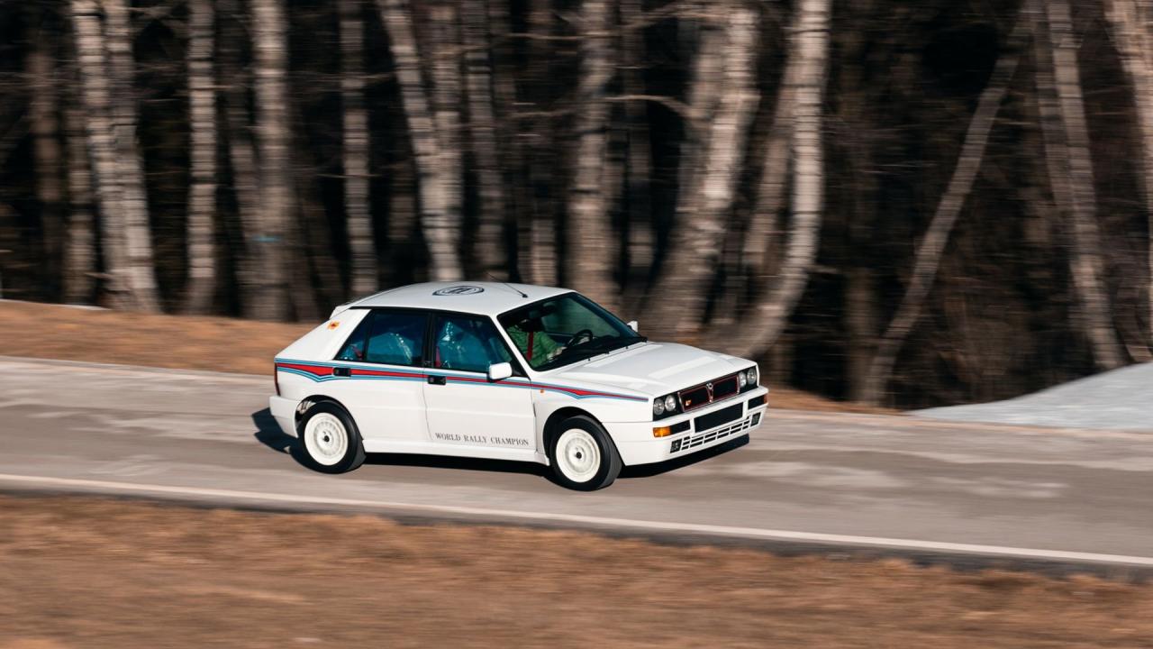 1992 Lancia Delta HF Integrale Evoluzione "Martini 6"