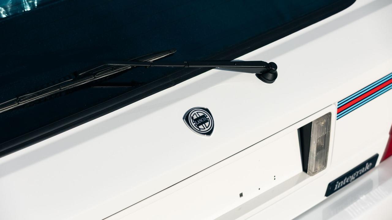 1992 Lancia Delta HF Integrale Evoluzione "Martini 6"