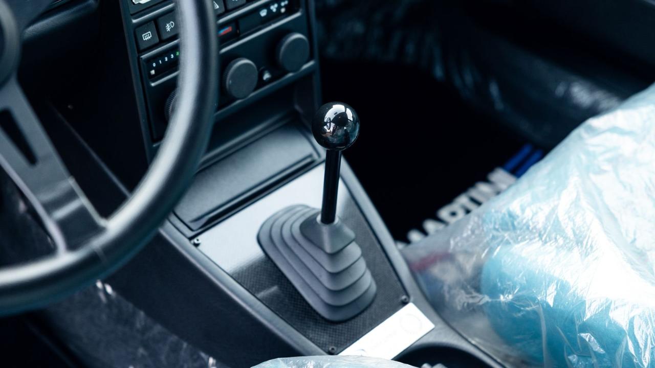 1992 Lancia Delta HF Integrale Evoluzione "Martini 6"