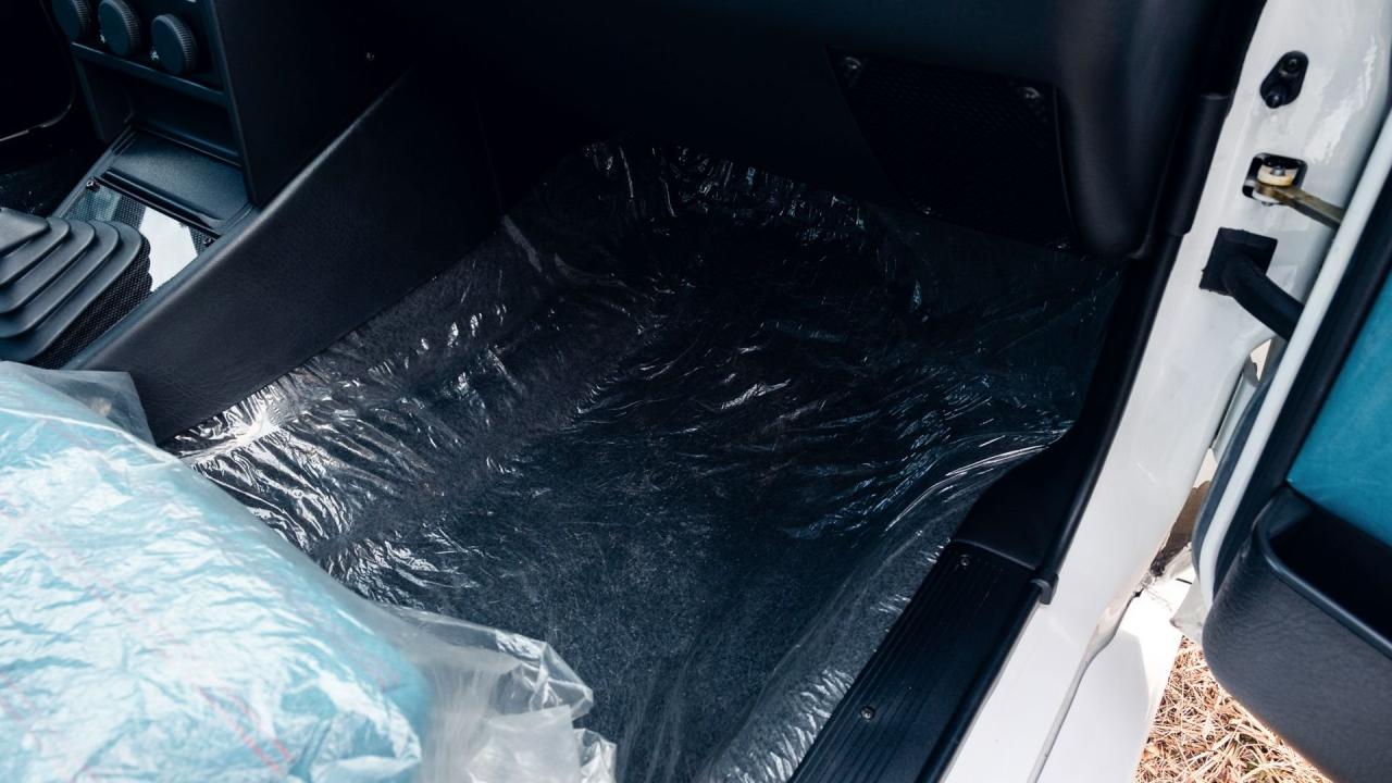 1992 Lancia Delta HF Integrale Evoluzione "Martini 6"