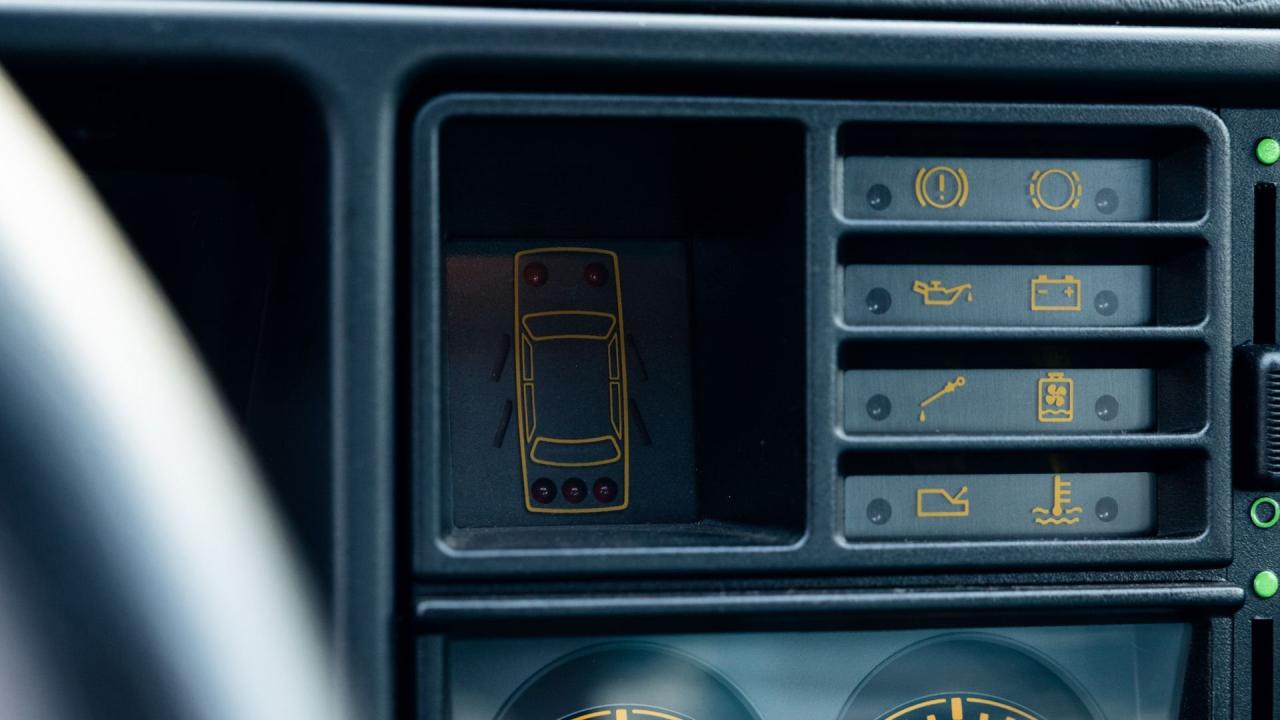 1992 Lancia Delta HF Integrale Evoluzione "Martini 6"