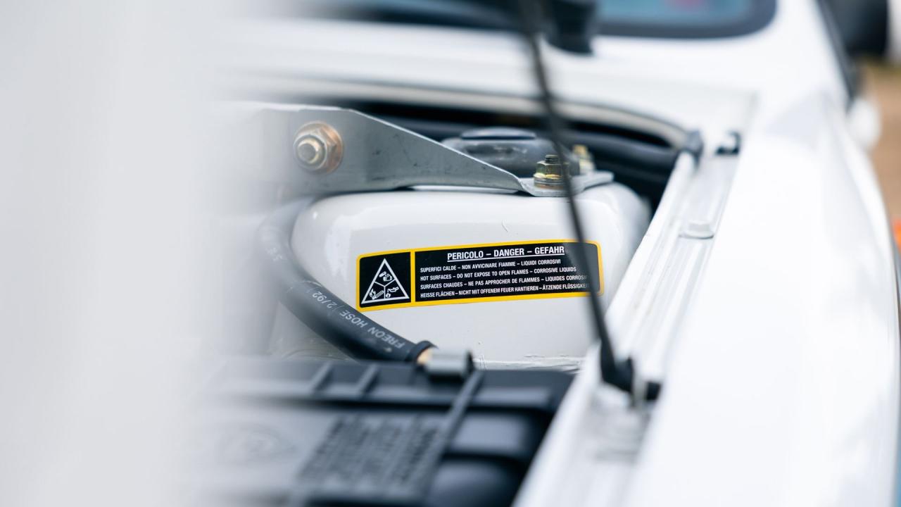 1992 Lancia Delta HF Integrale Evoluzione "Martini 6"