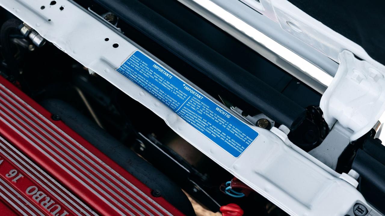 1992 Lancia Delta HF Integrale Evoluzione "Martini 6"