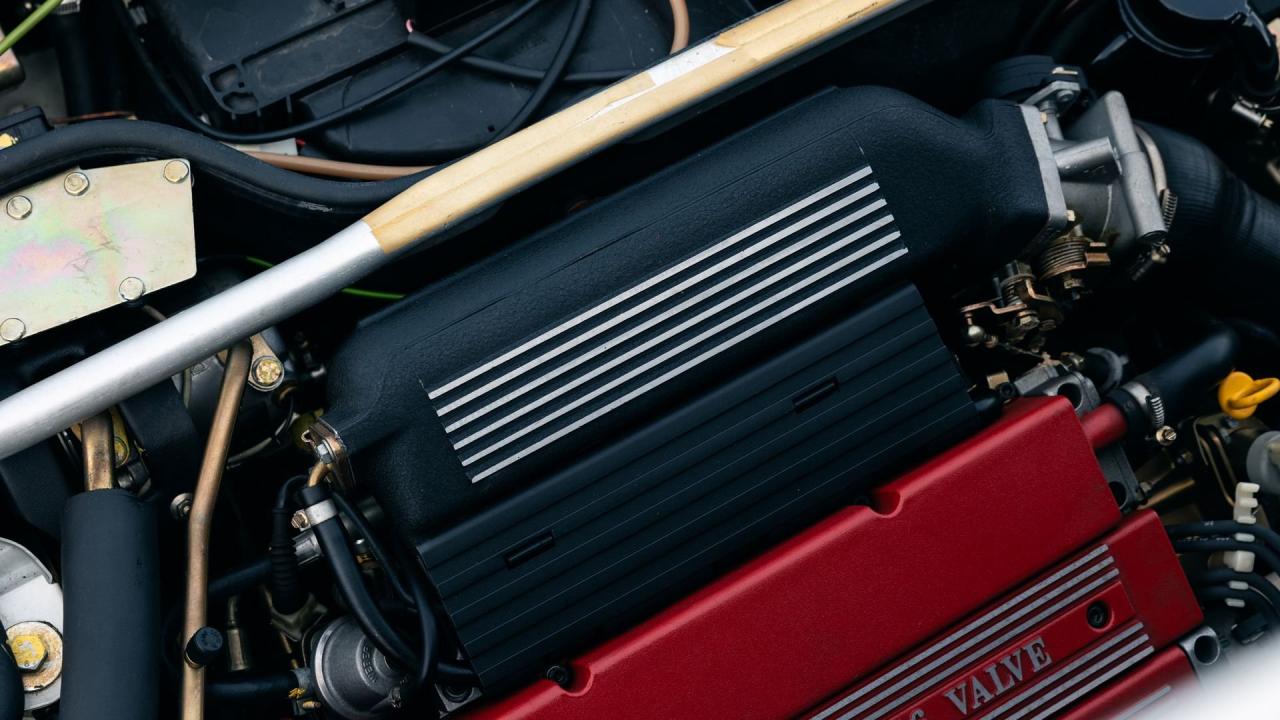 1992 Lancia Delta HF Integrale Evoluzione "Martini 6"