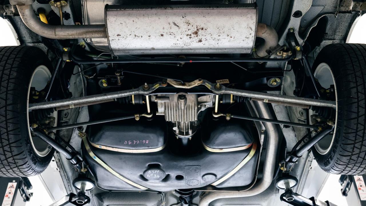 1992 Lancia Delta HF Integrale Evoluzione "Martini 6"