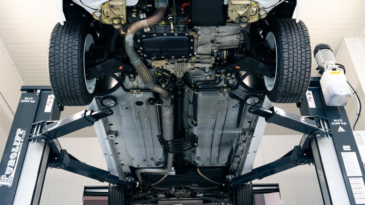 1992 Lancia Delta HF Integrale Evoluzione "Martini 6"