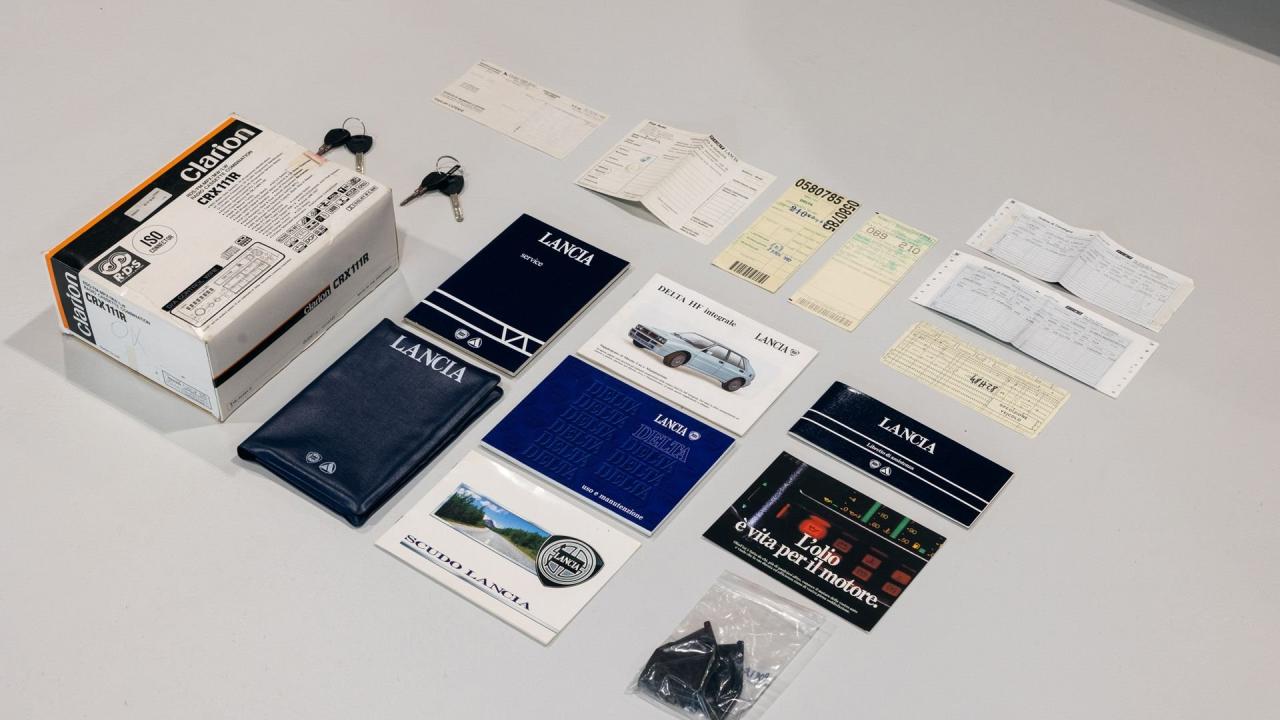 1992 Lancia Delta HF Integrale Evoluzione "Martini 6"