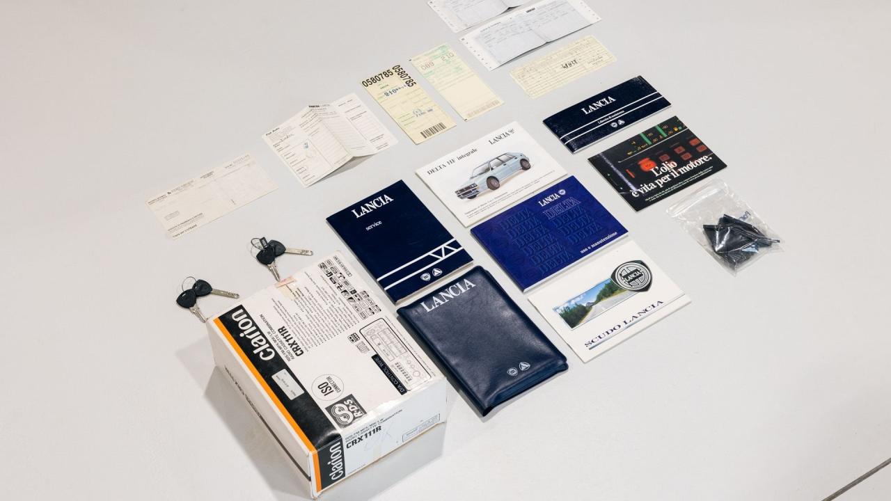 1992 Lancia Delta HF Integrale Evoluzione "Martini 6"