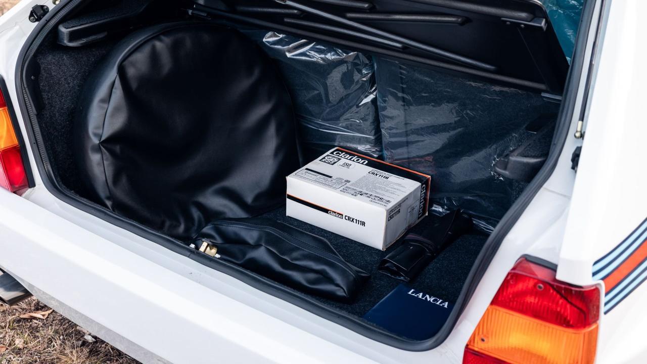 1992 Lancia Delta HF Integrale Evoluzione "Martini 6"