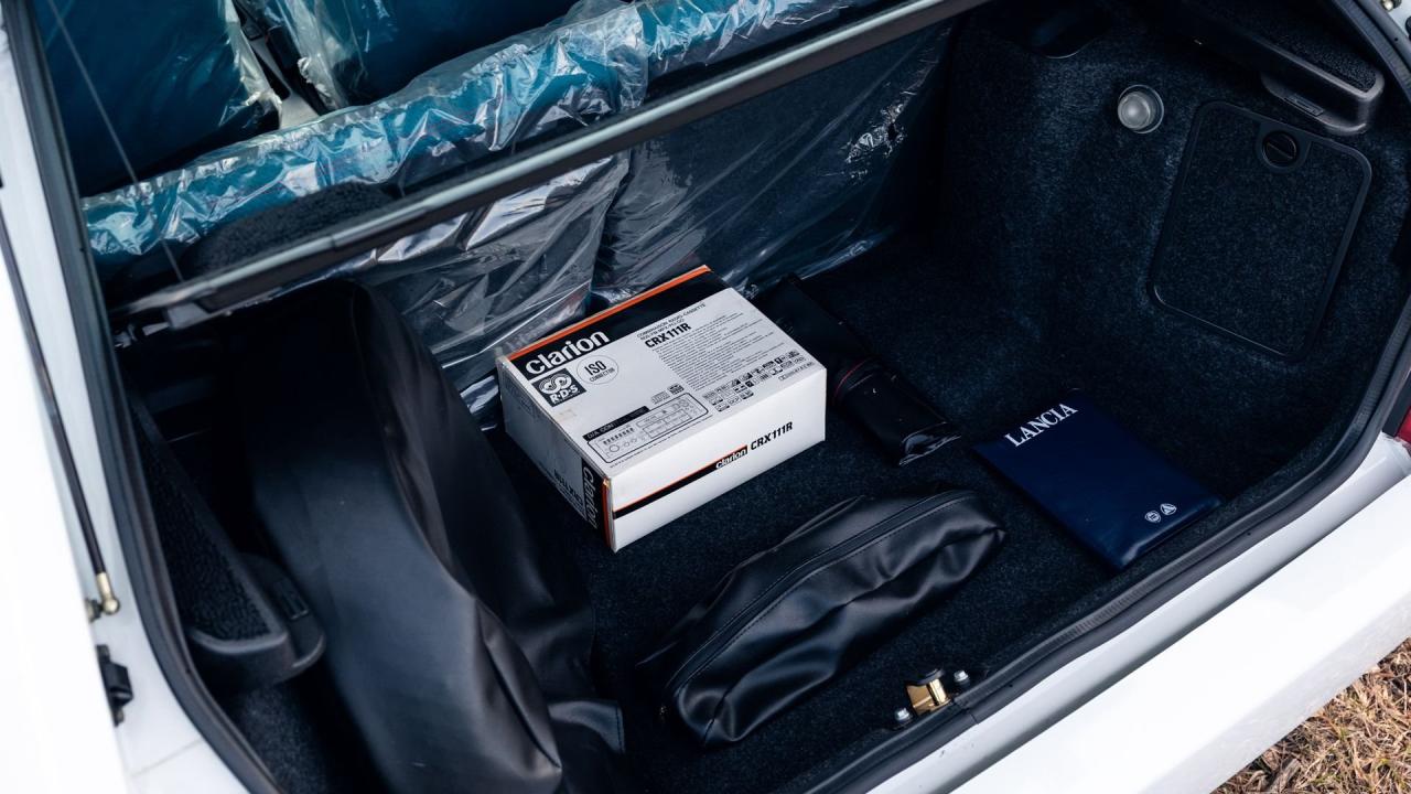 1992 Lancia Delta HF Integrale Evoluzione "Martini 6"