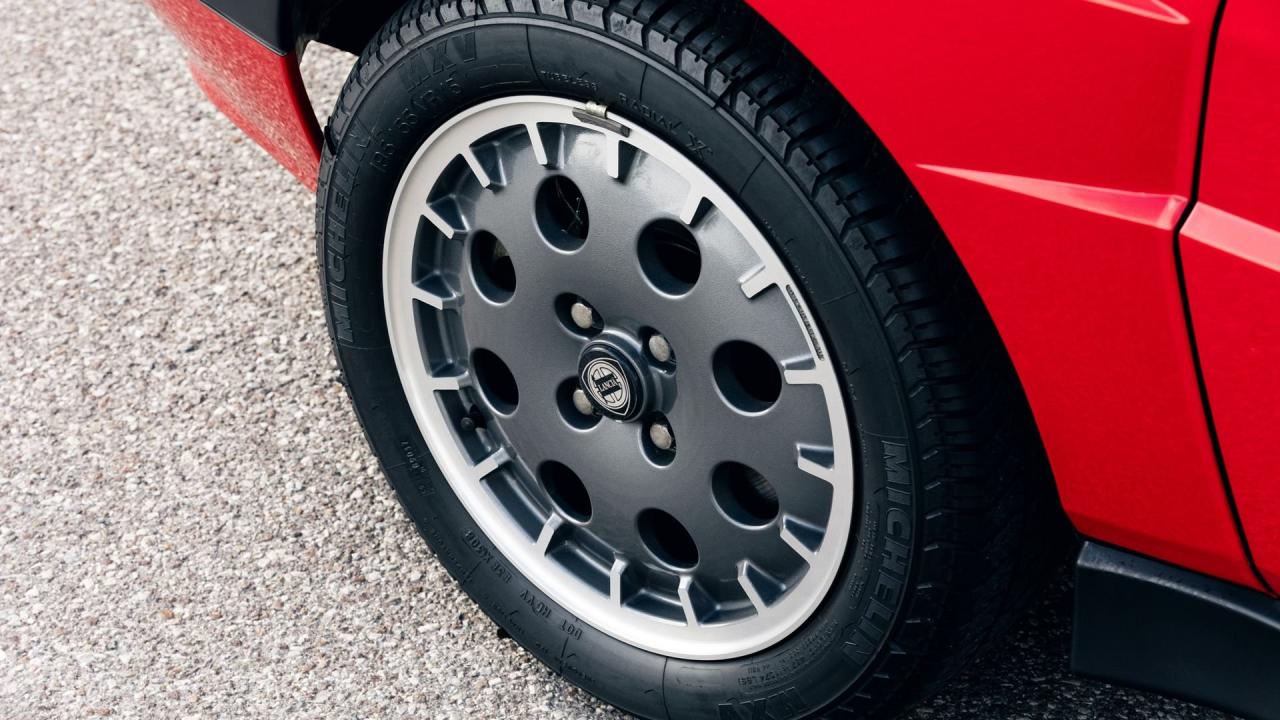 1988 Lancia Delta HF Integrale