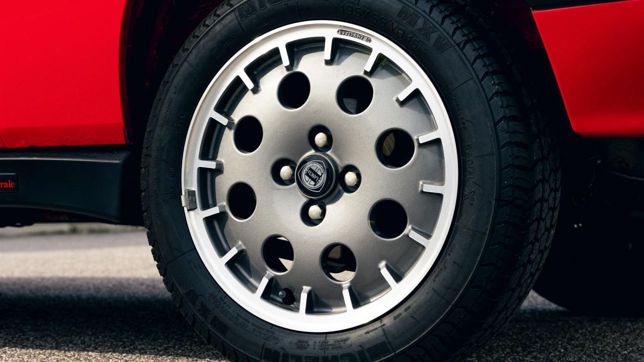 1988 Lancia Delta HF Integrale