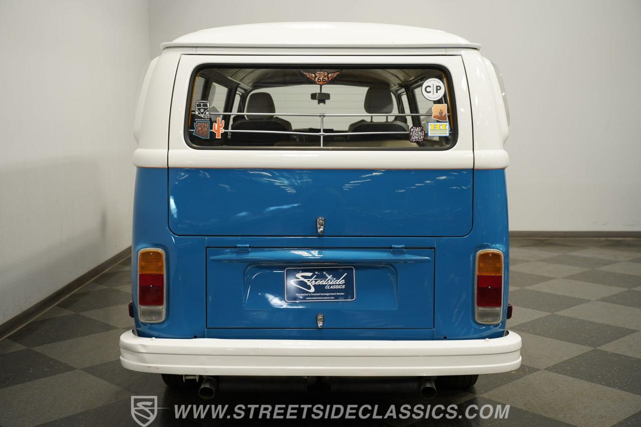 1976 Volkswagen Type 2 Bus