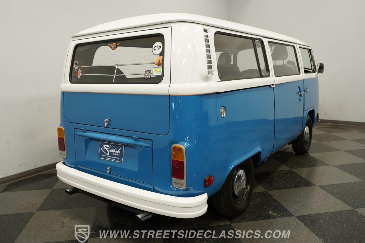 1976 Volkswagen Type 2 Bus