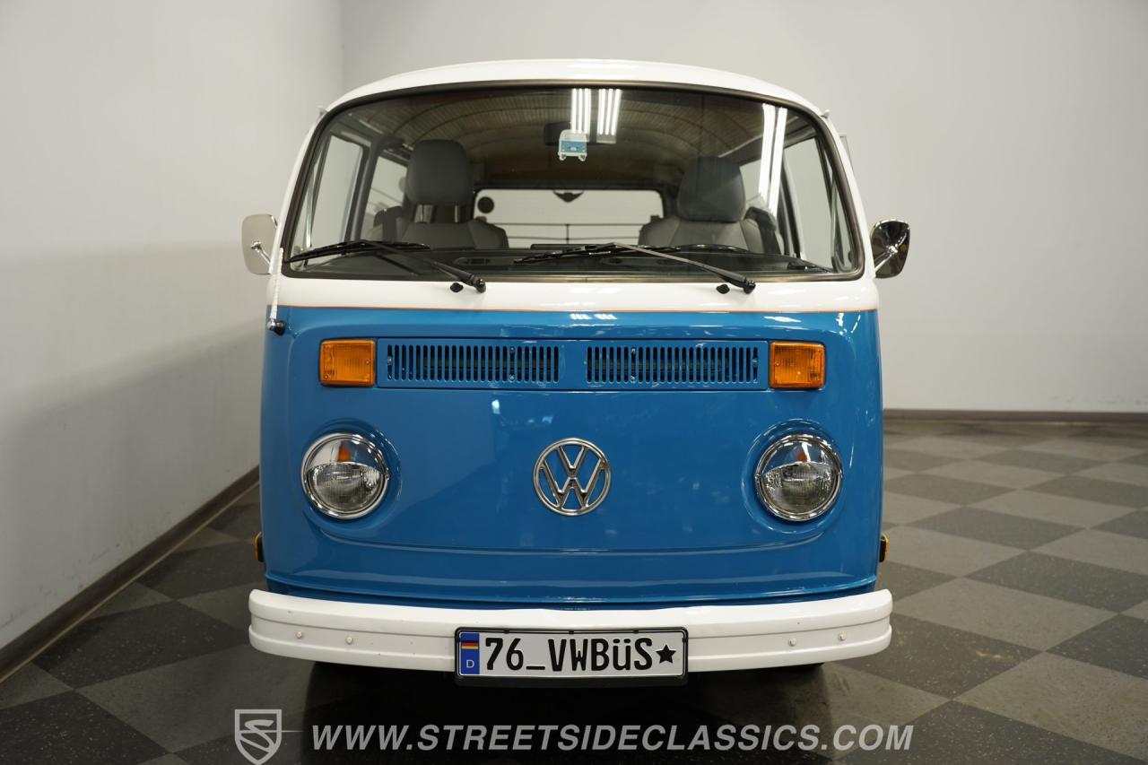 1976 Volkswagen Type 2 Bus