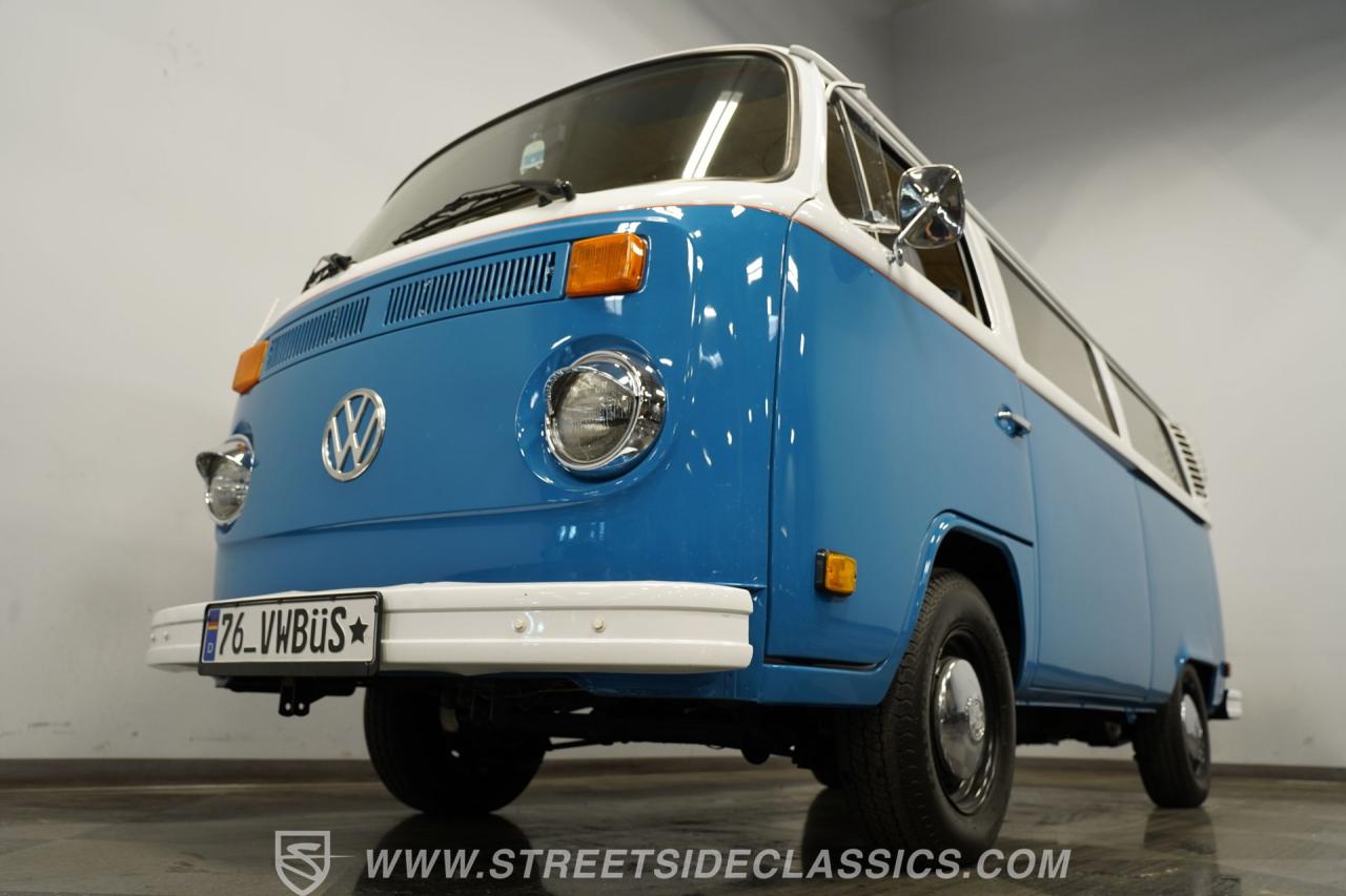 1976 Volkswagen Type 2 Bus