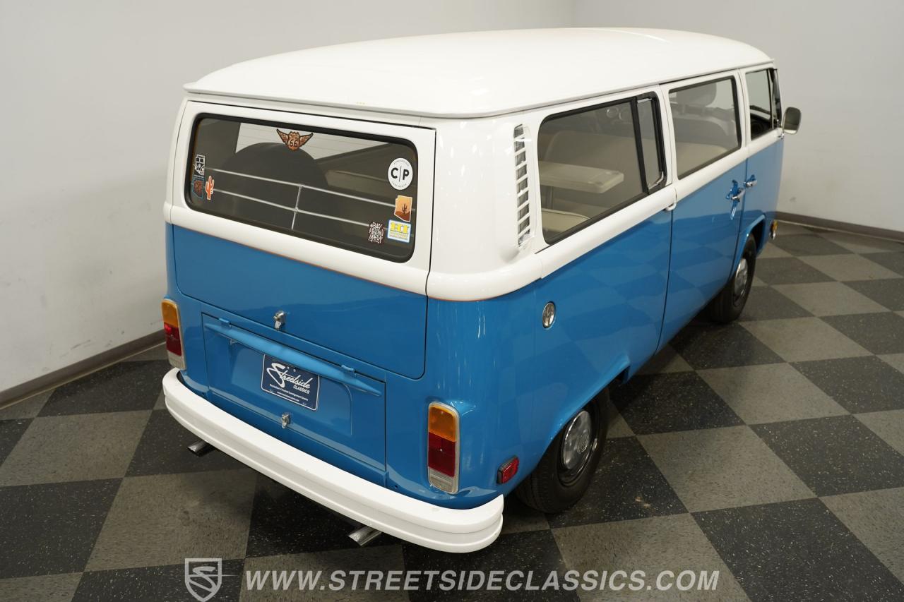 1976 Volkswagen Type 2 Bus