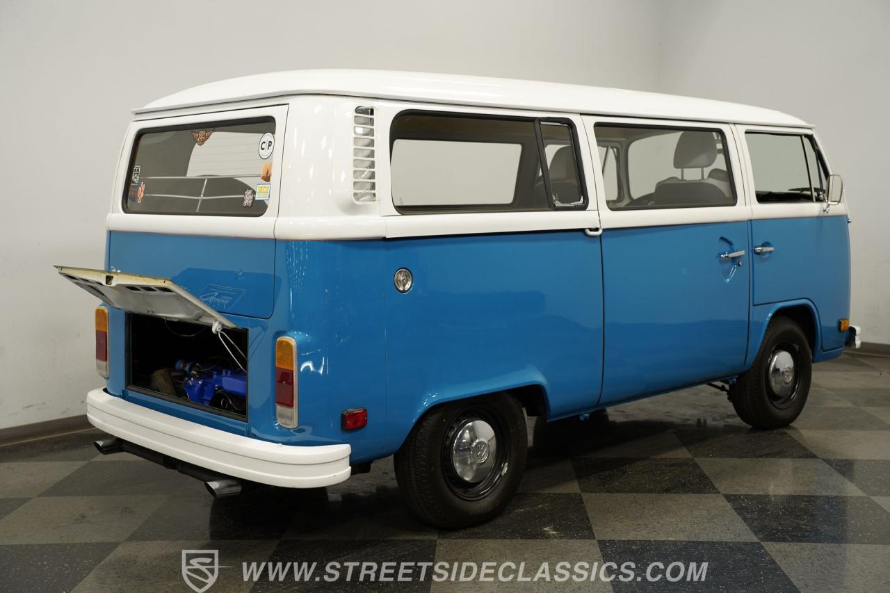 1976 Volkswagen Type 2 Bus
